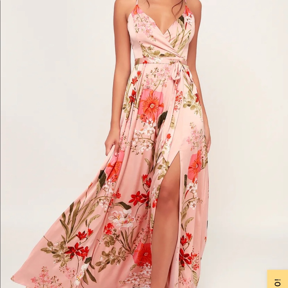 Blush pink colored dress, size large! Used once!